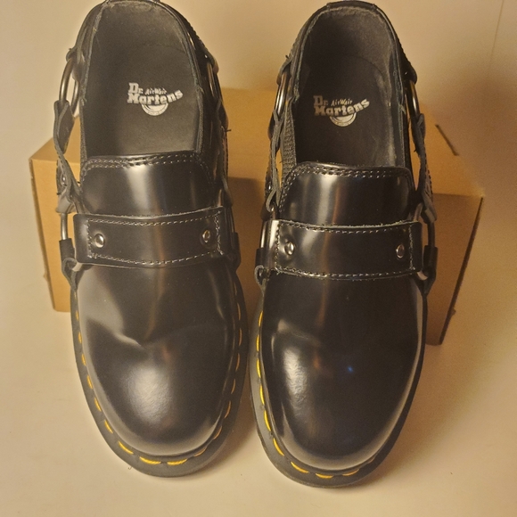 Dr Martens Gilbey Black Polished Smooth Slip On - Picture 3 of 9